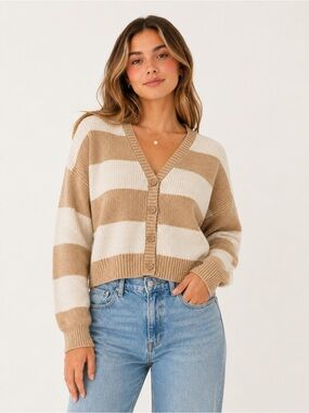 American Eagle Chunky Knit Cardigan Sweater Neutral Beige Cream Size Medium